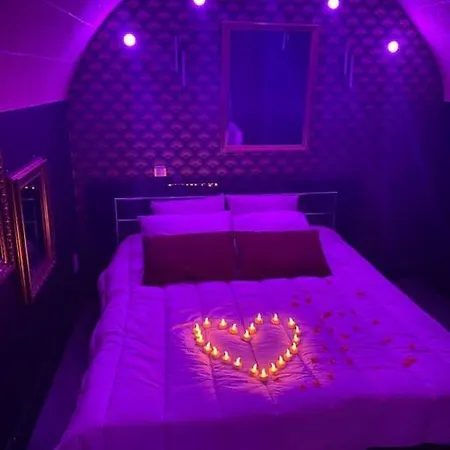 Loveroom Auriol, Romantique Et Coquine